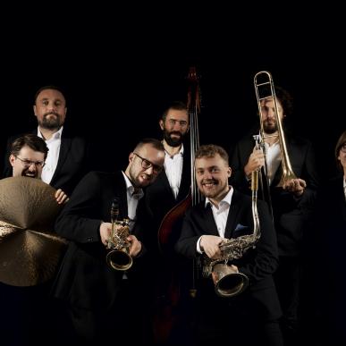 Džiazo dvasia užpildys Chaimo Frenkelio vilos parką – scenoje vienintelis Lietuvoje džiazo septetas „Collaborative Jazz Septet“