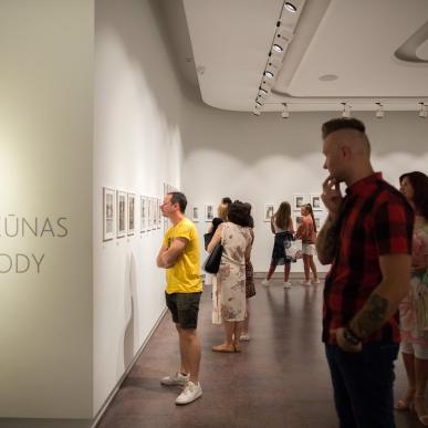 Fotografijos muziejuje atidaryta Violetos Bubelytės retrospektyvinė fotografijų paroda „Savas kūnas“